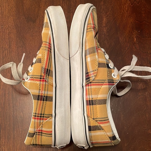 Vans Old Skool Gold & Black Plaid Print Lace Up Sneaker Size Women's 6.5/Men’s 5 - Picture 5 of 11